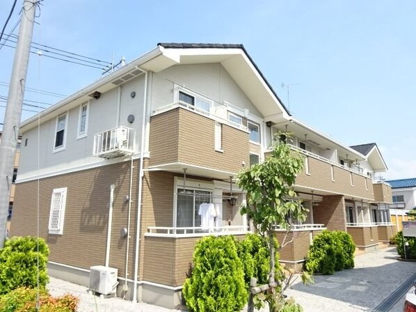 オースティンハウスIIIの物件外観写真